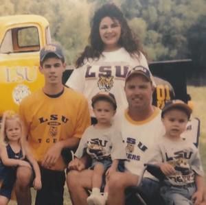 Meet your Posher, Dennis